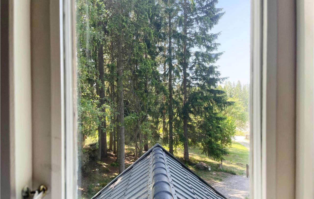 Cozy Home In Oerebro With Wifi Buitenkant foto